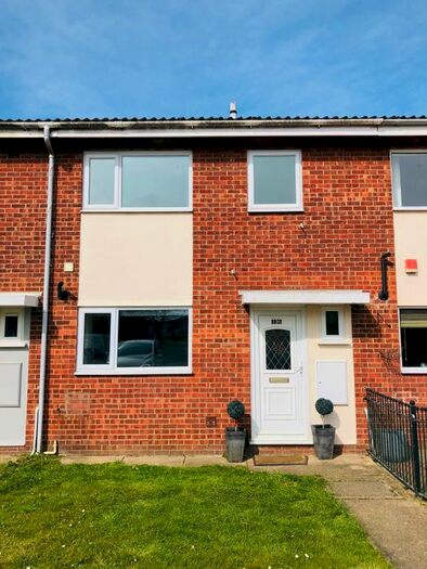 3 Bedroom Terraced House To Rent In Deborah Road, Gorleston, NR31