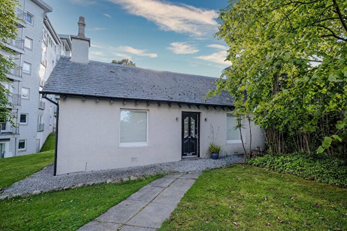 2 Bedroom Bungalow To Rent In Queens Road, Aberdeen, AB15