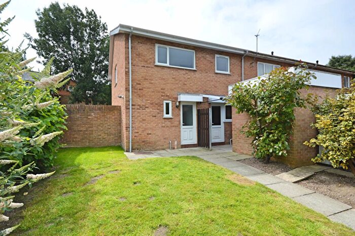 3 Bedroom End Of Terrace House For Sale In Dinas, Newtown, Powys, SY16