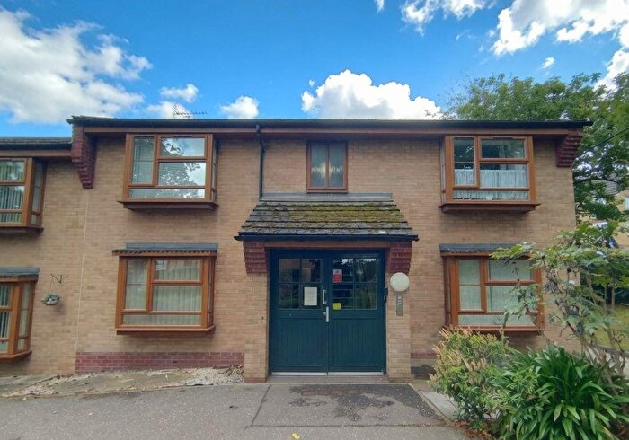 2 Bedroom Flat For Sale In Priestley Court, Palmers Drive, Grays, Essex, RM17