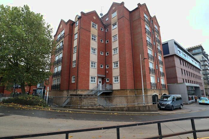 2 Bedroom Flat To Rent In Brayford Wharf East, Lincoln, LN5