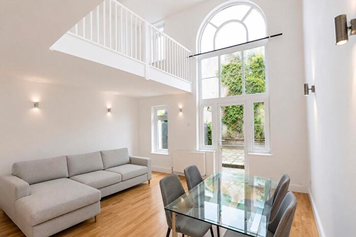 3 Bedroom Property To Rent In Harrowgate Road, London, E9