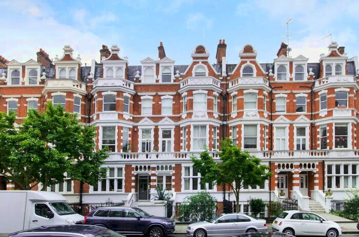 1 Bedroom Flat To Rent In Bolton Gardens, South Kensington, London, SW5