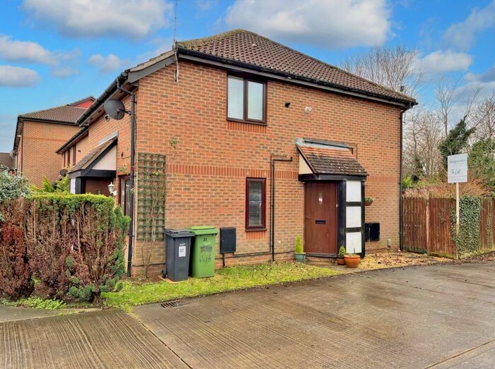 1 Bedroom Cluster House To Rent In Cullerne Close, Abingdon, OX14