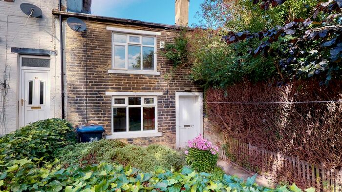 2 Bedroom Terraced House To Rent In Farside Green, Little Horton, Bradford, BD5