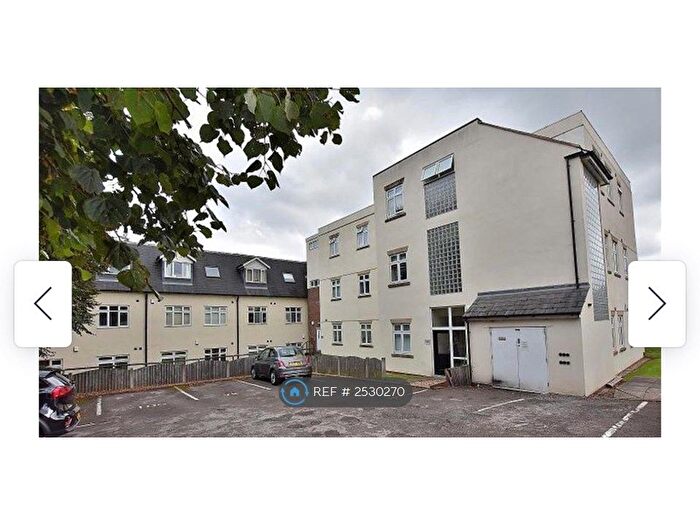 2 Bedroom Flat To Rent In Ettingshall Road, Bilston, WV14