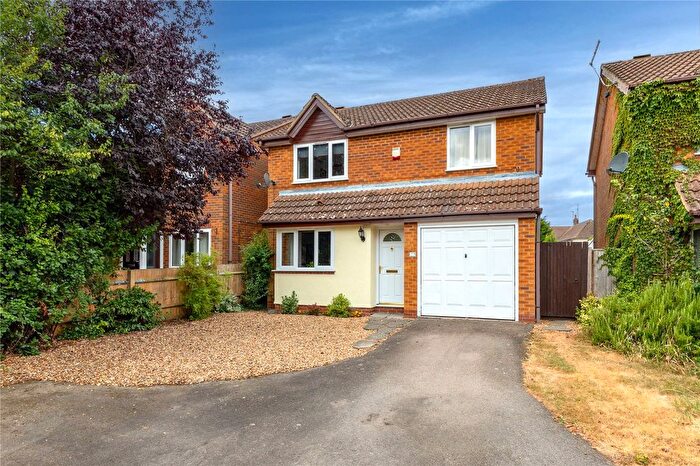 4 Bedroom Detached House For Sale In Whitton Way, Newport Pagnell, Buckinghamshire, MK16