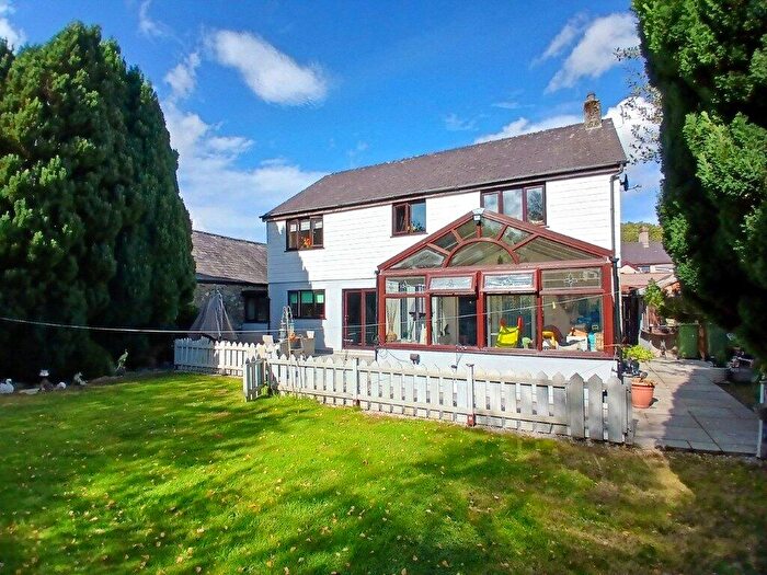 4 Bedroom House For Sale In Bethesda, Bangor, Gwynedd, LL57