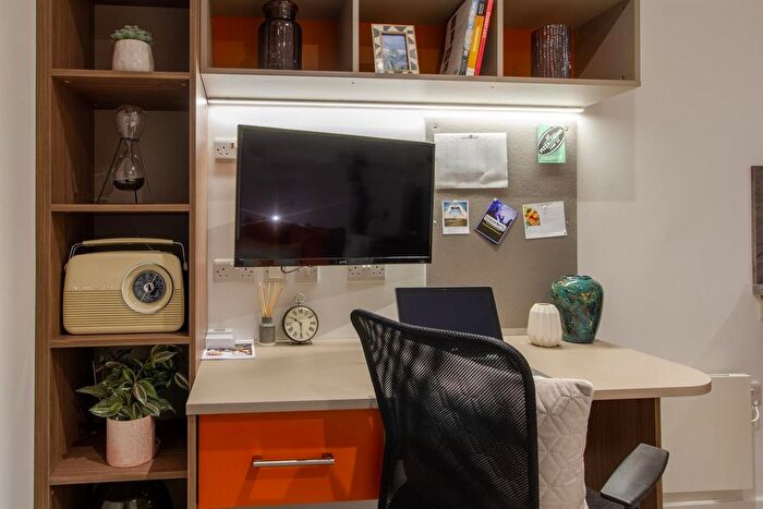 Studio To Rent In Dean Street, St. Pauls, Bristol, BS2