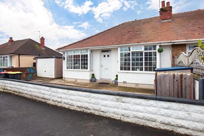 3 Bedroom Semi-Detached Bungalow For Sale In Oxcliffe Grove, Heysham, Morecambe, LA3