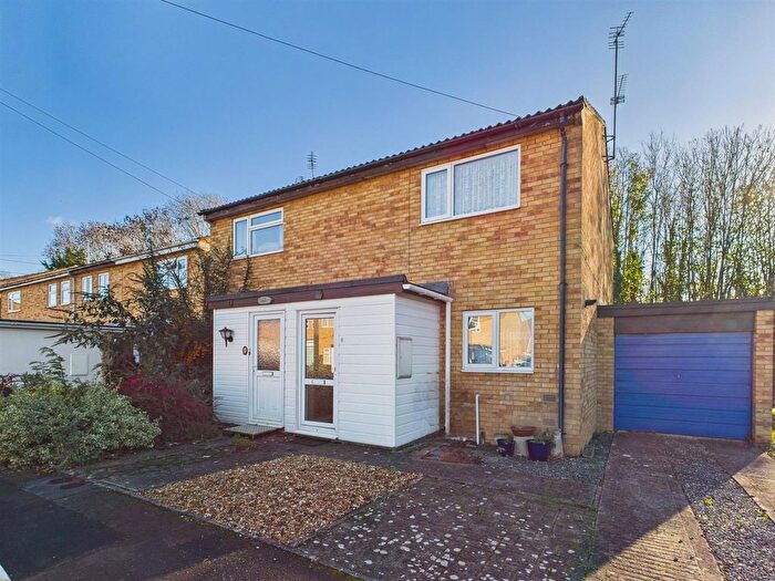 2 Bedroom Semi Detached House For Sale In Armscroft Gardens, Gloucester, GL2