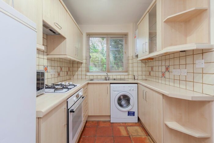 2 Bedroom Terraced House To Rent In Charles Street, OX4