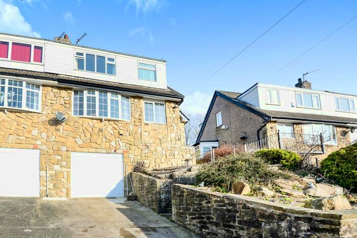 3 Bedroom Semi-Detached House For Sale In Ryan Grove, Keighley BD22