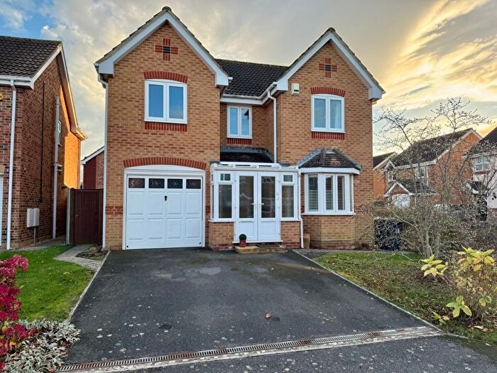 4 Bedroom Detached House To Rent In Aubrey Close, Hayling Island, PO11