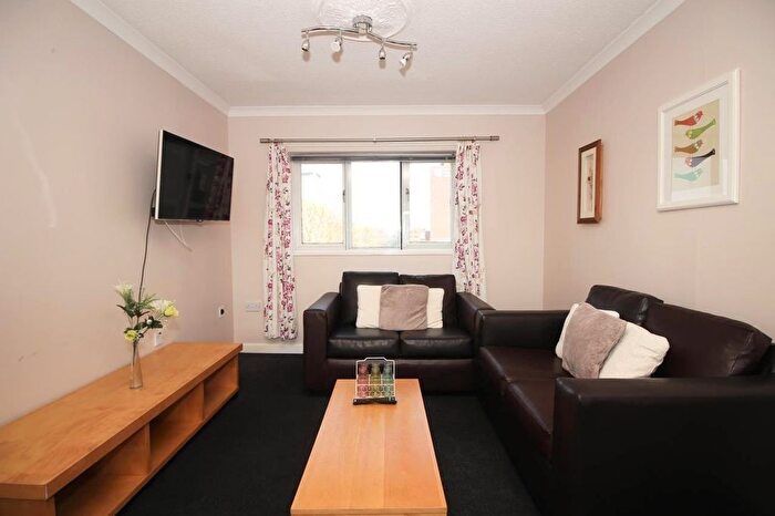 3 Bedroom Flat To Rent In Brady Martin Court, Northumbria Street, Newcastle Upon Tyne, NE1