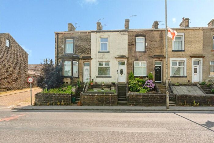 3 Bedroom Terraced House For Sale In Burnley Road, Colne, Lancashire, BB8