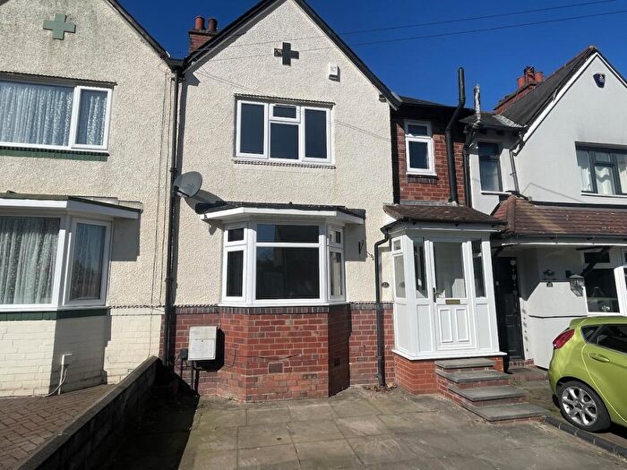 3 Bedroom Semi Detached House To Rent In Halesowen - Alexandra Road, B63