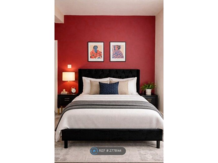 Studio To Rent In Luxury Fully Furnished Huddersfield, Huddersfield, HD5