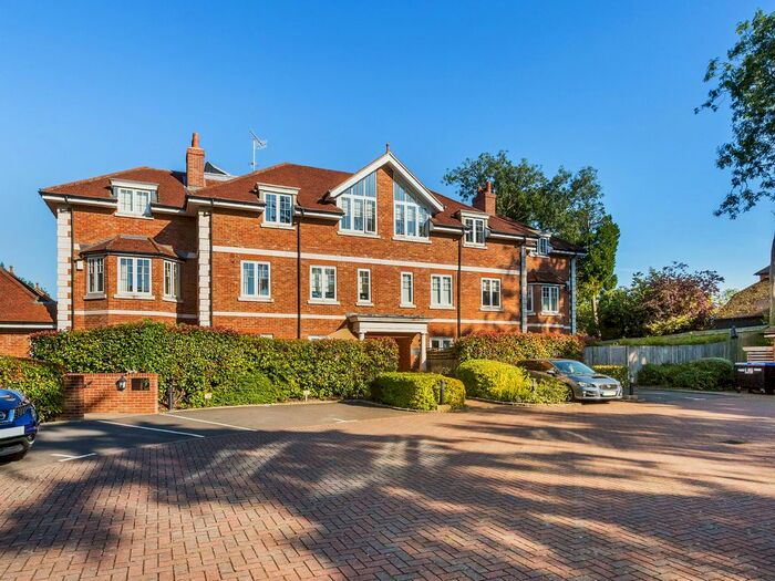 2 Bedroom Flat To Rent In The Mews, Edenbrook Place, Blindley Heath, RH7