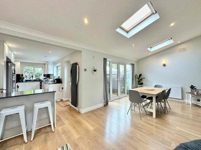 4 Bedroom Semi-Detached House To Rent In Sinhurst Road, Camberley, Surrey, GU15