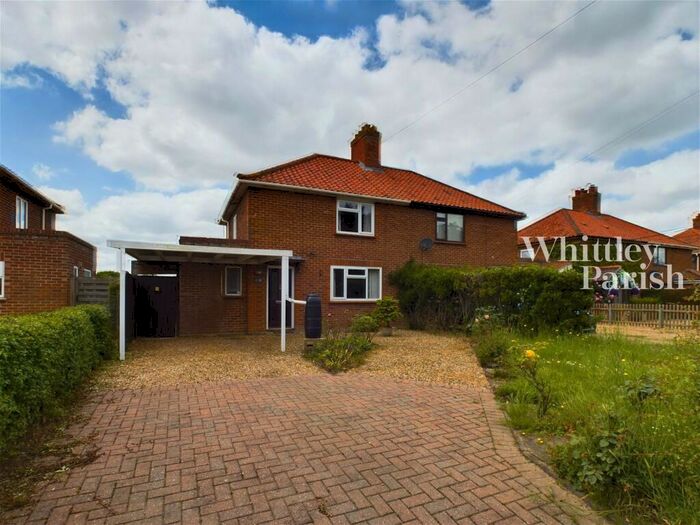3 Bedroom Semi-Detached House For Sale In Woodrow Lane, Aslacton, NR15