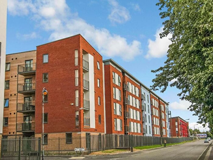 2 Bedroom Flat To Rent In Ordsall Lane, Salford, M5