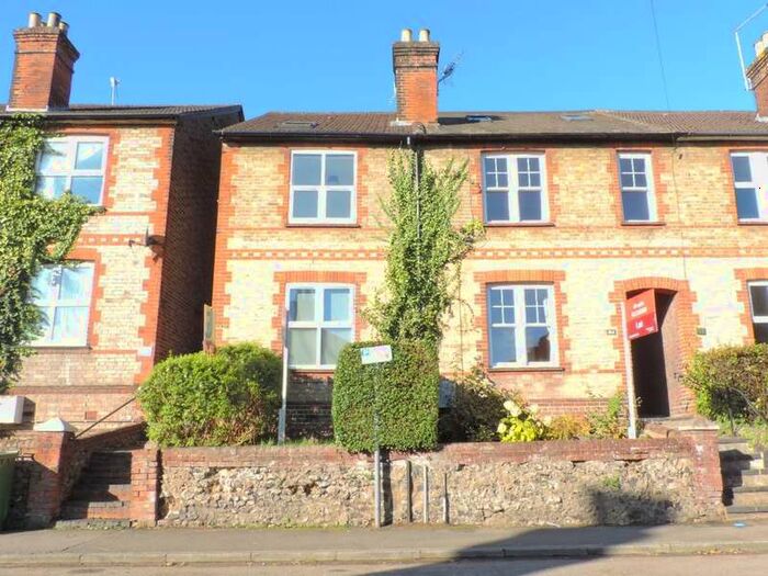 4 Bedroom House To Rent In Walnut Tree Close Guildford, GU1