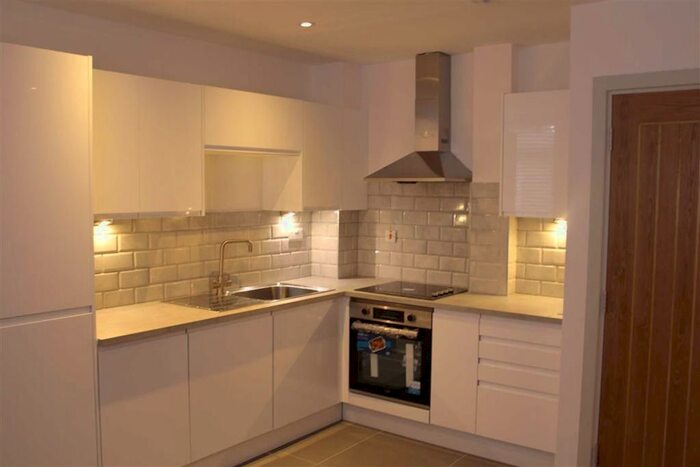 1 Bedroom Flat To Rent In Trinity Road, Dudley, DY1