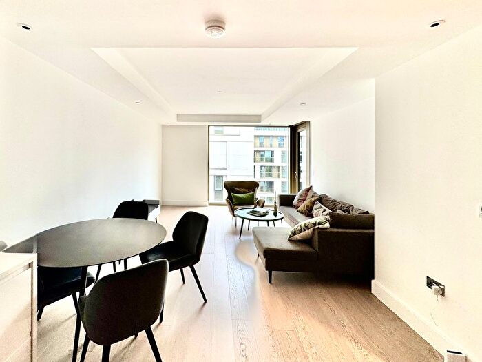1 Bedroom Flat To Rent In Warwick Lane, Maclaren House, Kensington, London, W14