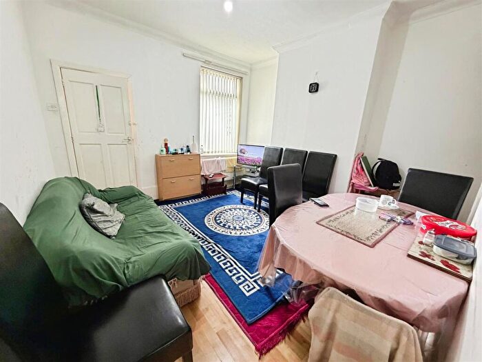 3 Bedroom Terraced House For Sale In Derwent Street, Stoke-On-Trent, ST1