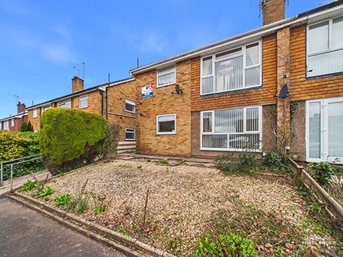 2 Bedroom Flat For Sale In Aspen Way, Newport, NP20