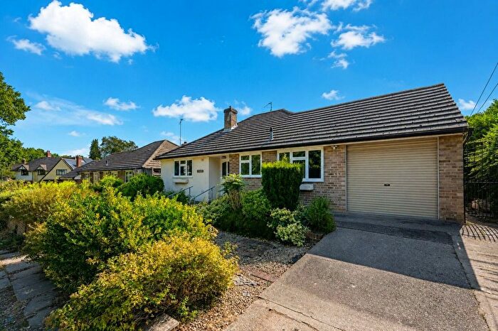 3 Bedroom Bungalow For Sale In College Lane, Woking, GU22
