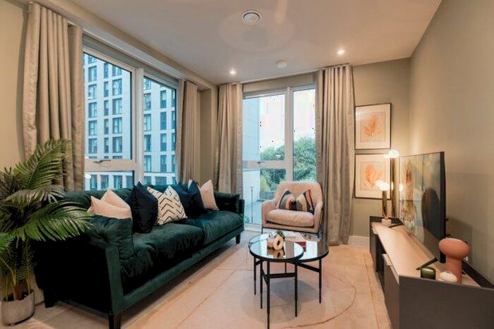 1 Bedroom Flat To Rent In Quarry Hill New York Square, Leeds, LS2