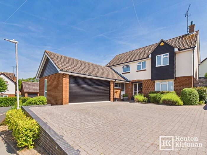 4 Bedroom Detached House For Sale In Blacksmith Close, Billericay, Essex, CM12