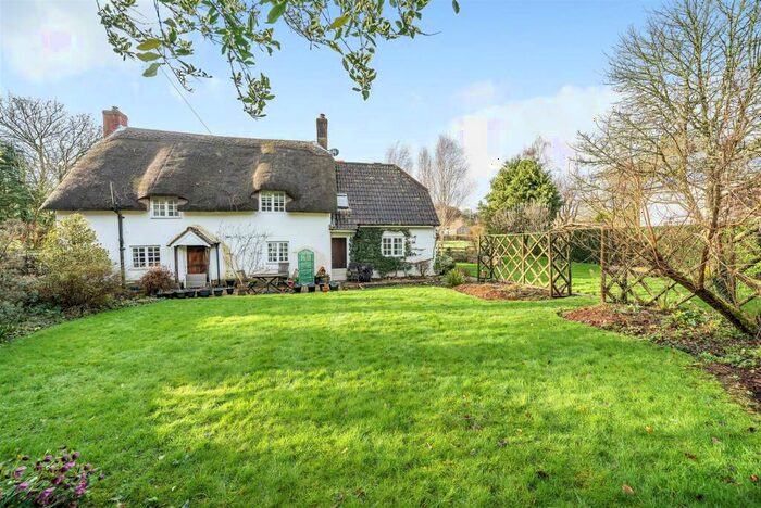 4 Bedroom Detached House For Sale In Plush, Dorchester, DT2