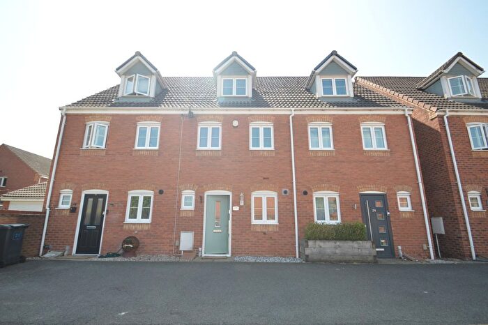 3 Bedroom Terraced House To Rent In St. Johns Close, Burntwood, WS7