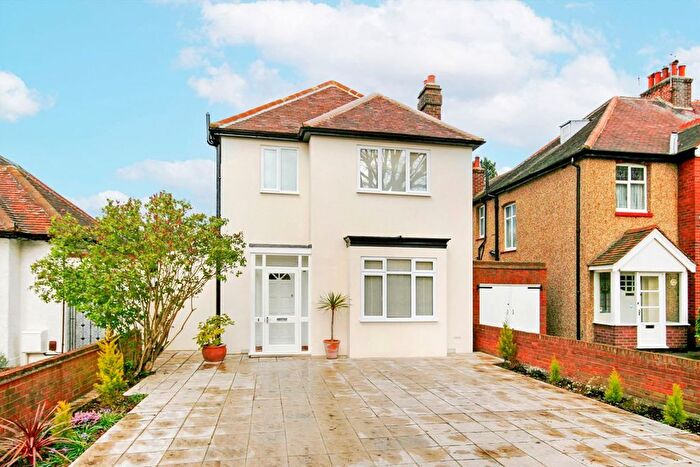 3 Bedroom Detached House For Sale In Dorset Road, Wimbledon, SW19