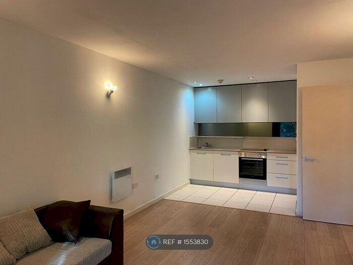 1 Bedroom Flat To Rent In New River Avenue, London, N8