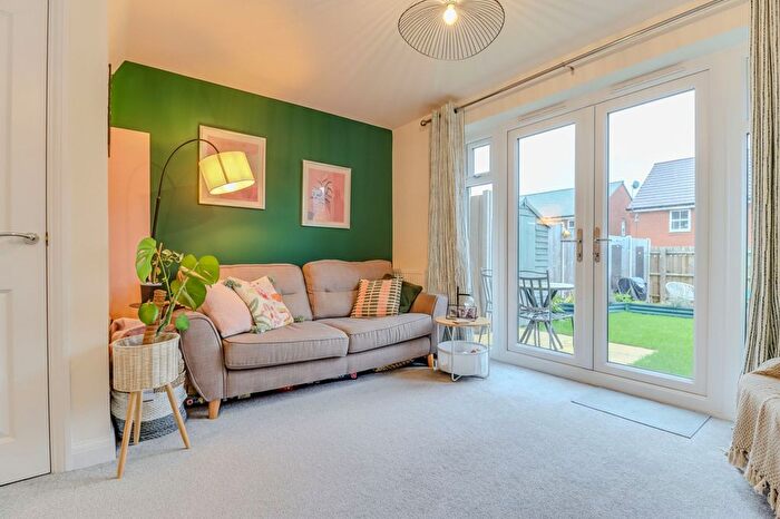 2 Bedroom Property For Sale In Polly Drive, Lubbesthorpe, LE19