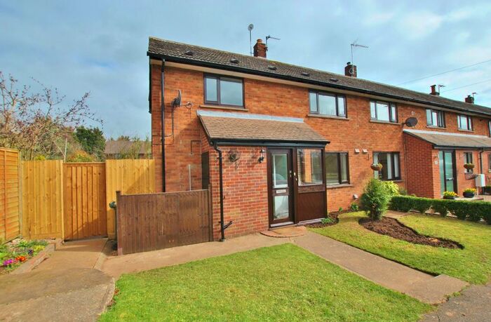 2 Bedroom End Of Terrace House To Rent In Fairway Crescent, Newton, NG13