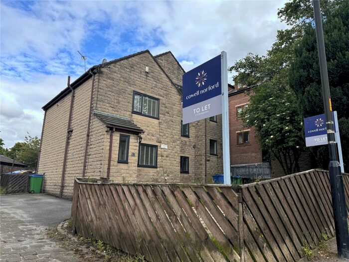 2 Bedroom Semi-Detached House To Rent In Newhey Road, Rochdale, OL16