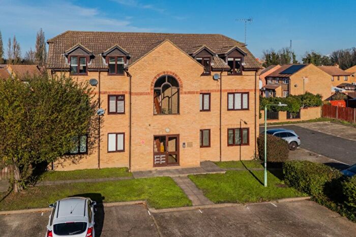 1 Bedroom Flat To Rent In Cutty Sark Court, Low Close, Greenhithe, Kent, DA9