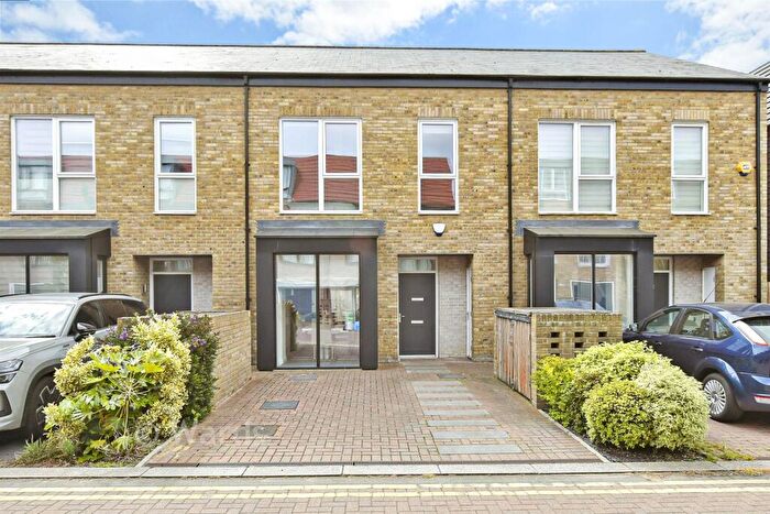 3 Bedroom Terraced House For Sale In Thalia Way, Rochester, Kent, ME1