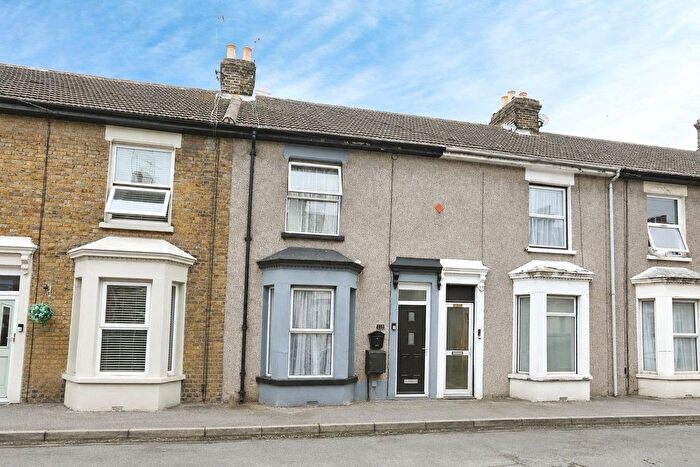 3 Bedroom Terraced House For Sale In Invicta Road, Sheerness, Kent, ME12
