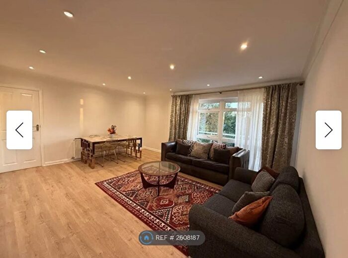 2 Bedroom Flat To Rent In Glenmore Lawns, Argyle Road, London, W13