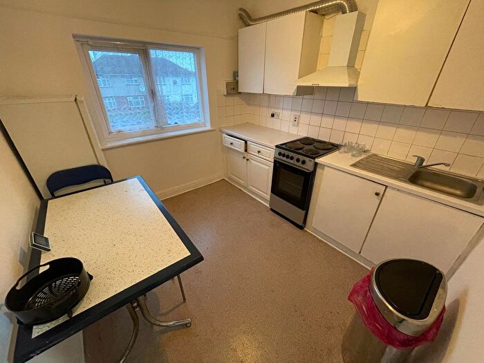 1 Bedroom Flat To Rent In Cranbrook Road, Ilford, IG2