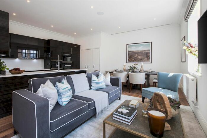 3 Bedroom Flat To Rent In Palace Wharf, Hammersmith, W6