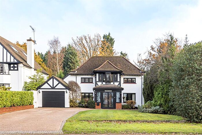 4 Bedroom Detached House For Sale In Ninhams Wood, Keston Park, BR6