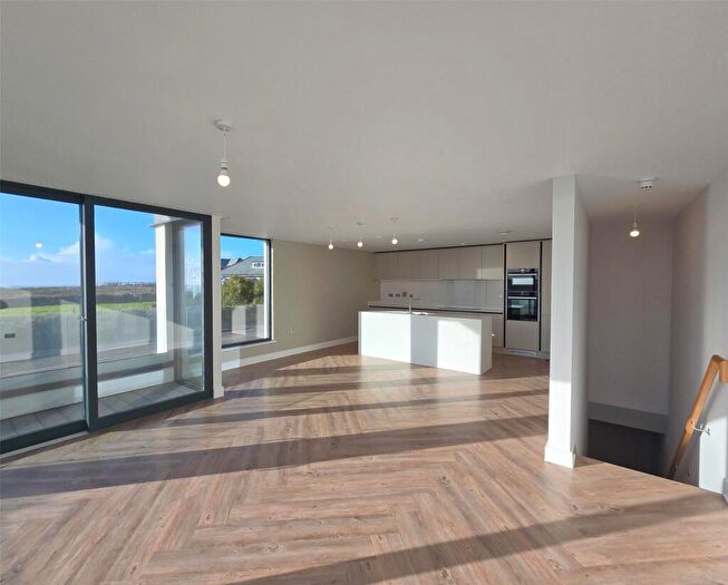 3 Bedroom Apartment For Sale In Upton, Bude, Cornwall, EX23