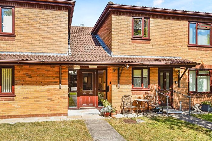 2 Bedroom Apartment For Sale In Langley Road, Chippenham, SN15